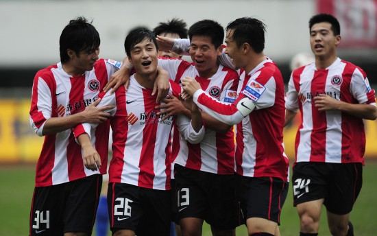 姆巴佩欧冠生涯已5次戴帽，仅次于梅西、C罗和莱万（姆巴佩欧冠5度戴帽，历史仅逊梅西、C罗与莱万）