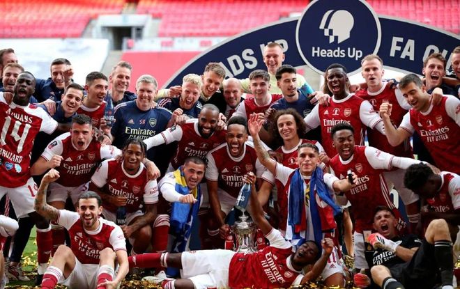 西甲前瞻：马竞本赛季主场保持不败，瓦伦西亚客战能力糟糕（西甲前瞻：马竞本季主场零败绩，瓦伦西亚客场表现低迷）