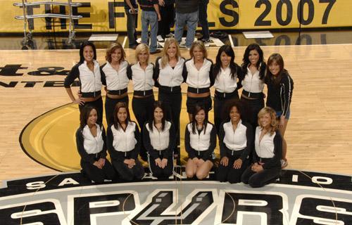 表现不俗！布伦森23中10砍下30分9助攻（布伦森发挥稳健：23投10中砍下30分9助攻）