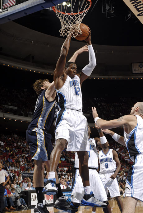 英超：利物浦客场3-2险胜诺维奇（英超：利物浦客场3比2险过诺维奇）