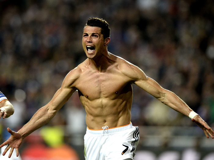 皇家马德里防守危机：对阵阿拉维斯的挑战（皇马防线告急：阿拉维斯之战面临严峻考验）