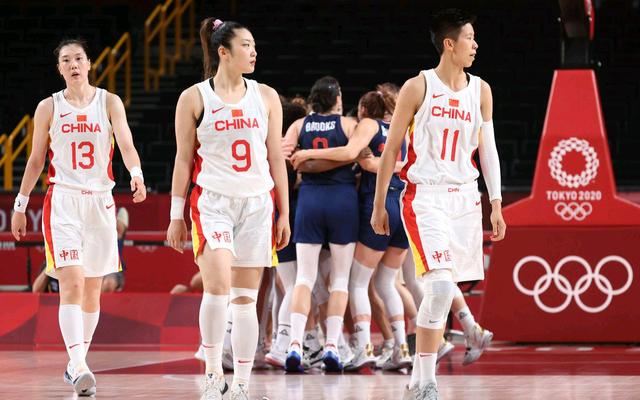NBA杯半场：SGA12分，文班正负值+20，雷霆49-46马刺（NBA季中赛半场战报：雷霆49-46领先马刺，SGA拿下12分，文班正负+20）