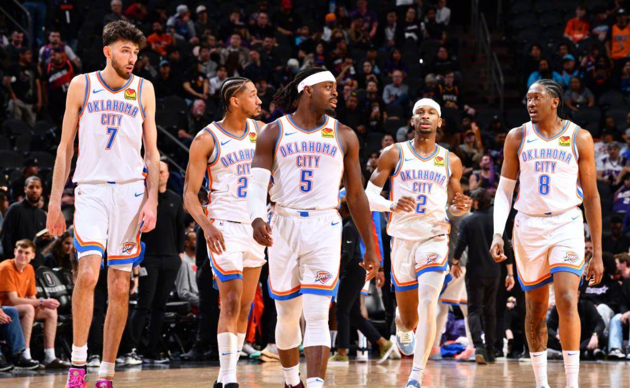 对飙！弗拉格半场9中7得22分&乔治14中8得24分（火力对轰！弗拉格半场9投7中砍22分，乔治14投8中轰24分）