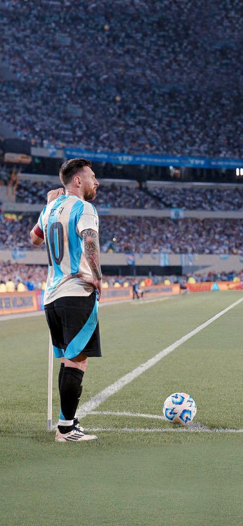 每体：马丁的出色表现将使巴萨暂时搁置冬窗引进中卫计划（每体：马丁高光发挥促使巴萨暂缓冬窗中卫引援）