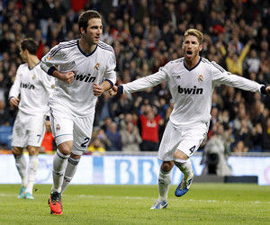 阿斯：诺坎普的主队更衣室还没装修好，巴萨已要求尽快完工（阿斯：诺坎普主队更衣室尚未完工，巴萨正催促加快进度）