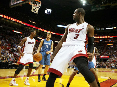 皇马官方：马斯坦托诺耻骨疼痛，病情有待后续观察（皇马官方通报：马斯坦托诺耻骨不适，后续情况待评估）