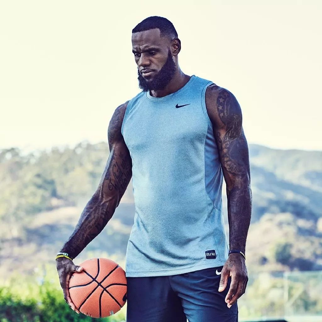 德转预热国米前锋博尼身价上涨：最低2500万欧，最高4000万欧（德转：国米前锋博尼身价上调，估值2500万至4000万欧）