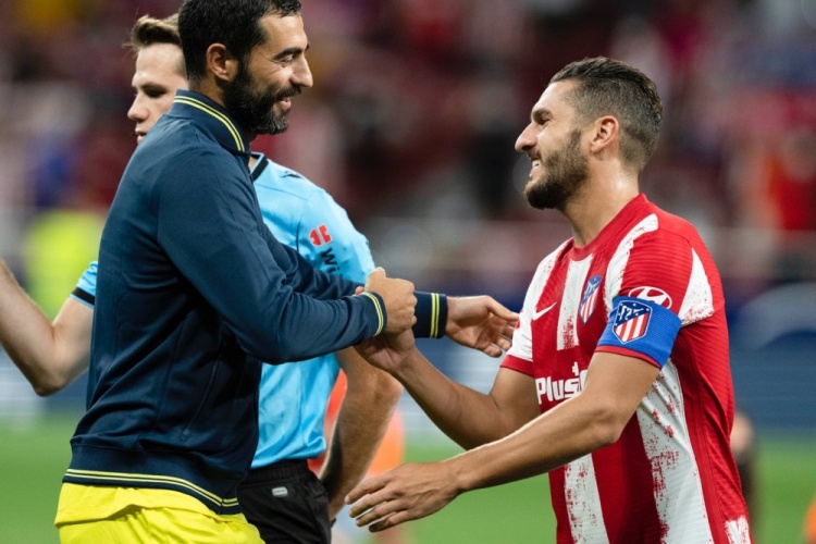 遗憾空砍！克洛尼&扎威合力轰下52分难阻失利（克洛尼携手扎威合砍52分，仍难挽败局）