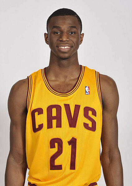 太阳报：英格兰球迷对世界杯票价不满，指责这是资本敛财行为（太阳报：英格兰球迷抨击世界杯高票价，称资本圈钱）