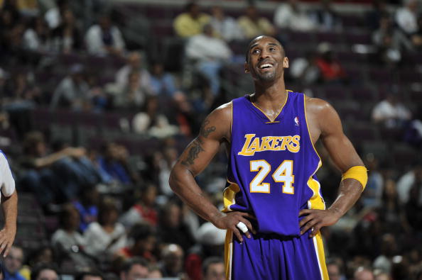 博雷戈：奎因如此年纪这么沉稳难得一见 我们都相信他的选择（博雷戈盛赞奎因：年轻却沉稳罕见，我们信任他的抉择）