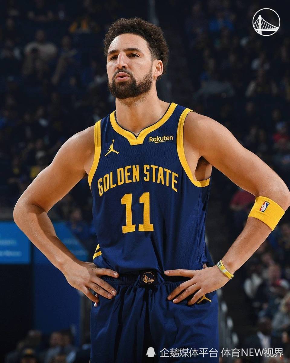 伯尔尼主帅谈骚乱：维拉球员在看台下庆祝，球迷认为被挑衅了（伯尔尼主帅解读骚乱：维拉球员看台下庆祝被球迷视为挑衅）