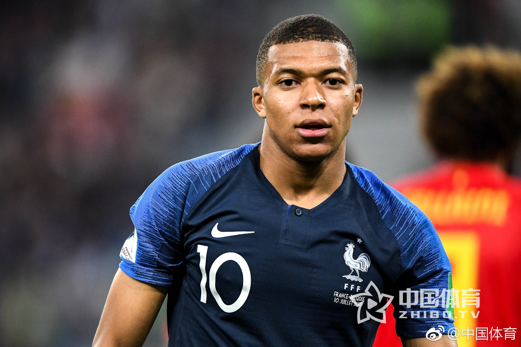 夏普砍下25分却出现8次失误，开拓者18次失误错失逆转（夏普25分伴8失误，开拓者18次失误葬送逆转良机）