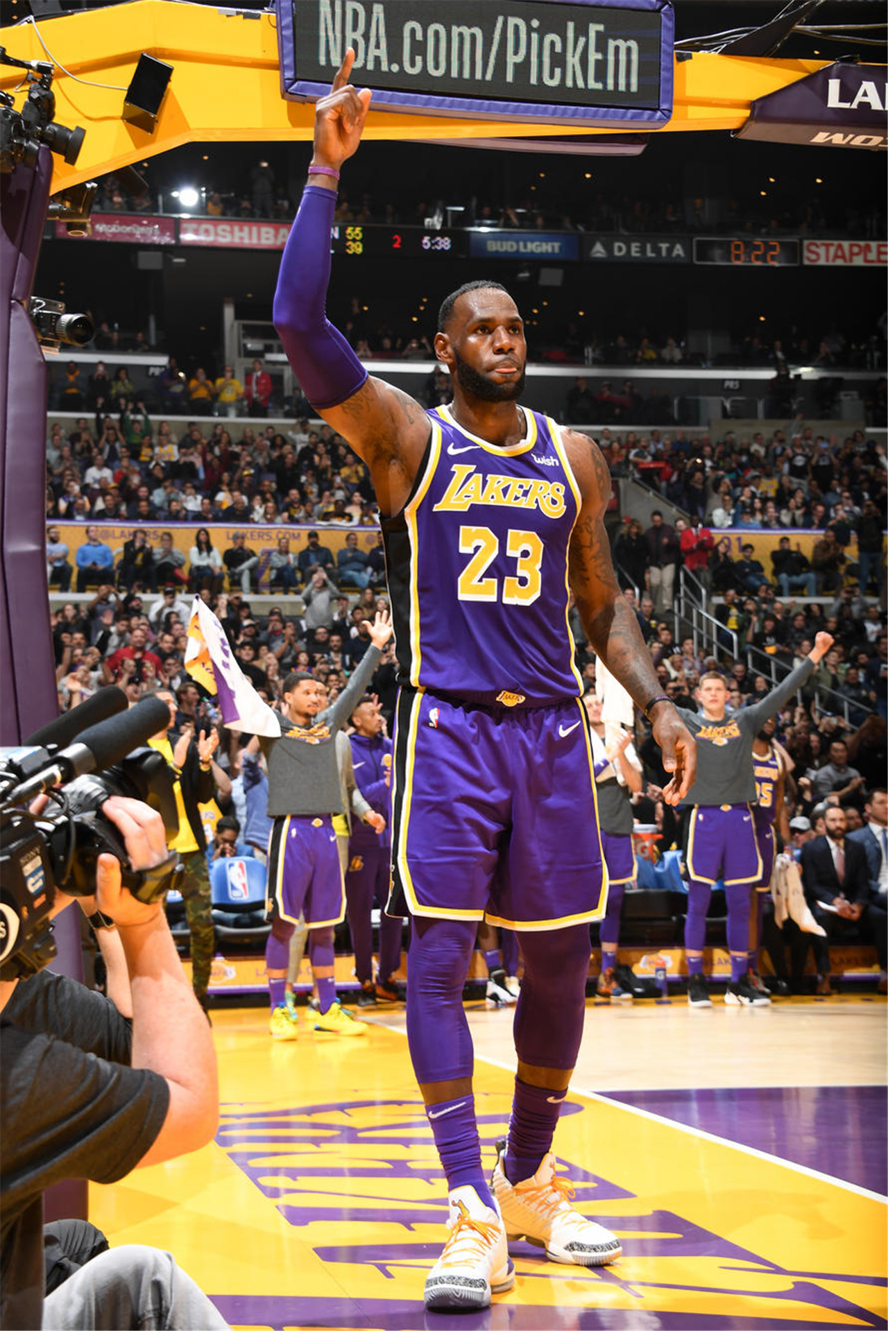 官方：切尔西签下18岁前锋杰西-德里，签约至2029年（官宣：18岁前锋杰西-德里加盟切尔西，合同至2029年）