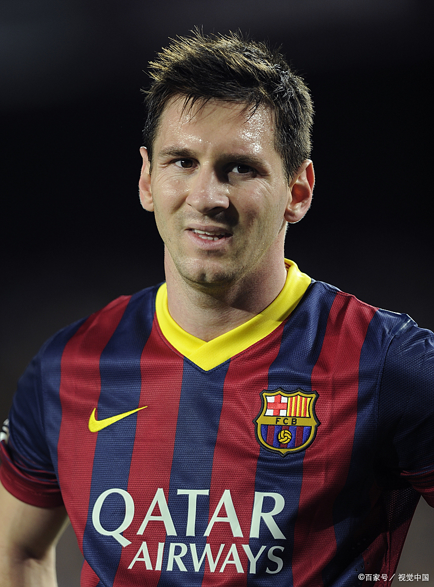 凯恩：希望卡尔不要被外界嘈杂的声音干扰；我很享受参与防守（凯恩：盼卡尔屏蔽外界噪音；参与防守让我乐在其中）