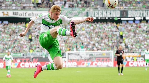 英超前瞻：利兹联连场不胜跌入降级区，维拉赛季客战成绩不佳（英超前瞻：利兹联不胜滑入降级区，阿斯顿维拉本季客场乏力）