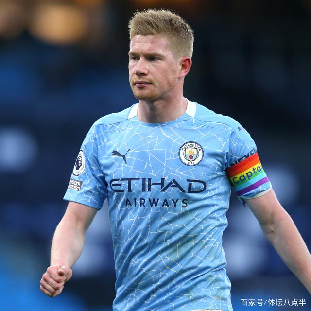 邵佳一独立带队时间不足一年半，此前曾担任国足助教（邵佳一独立执教不足一年半，曾任国足助教）